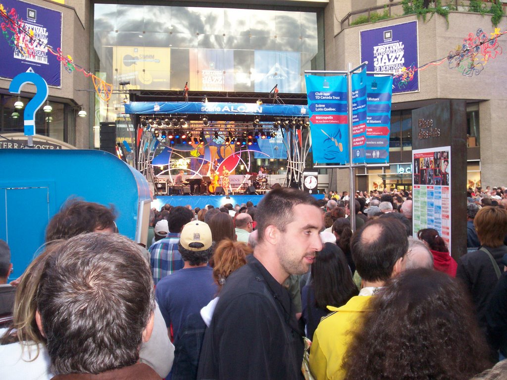 Place des Arts Festival de Jazz Montreal Canada by Roencanada