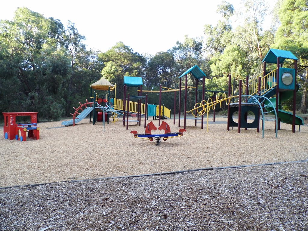 Playground, Valley Reserve [2013] by XpektTom