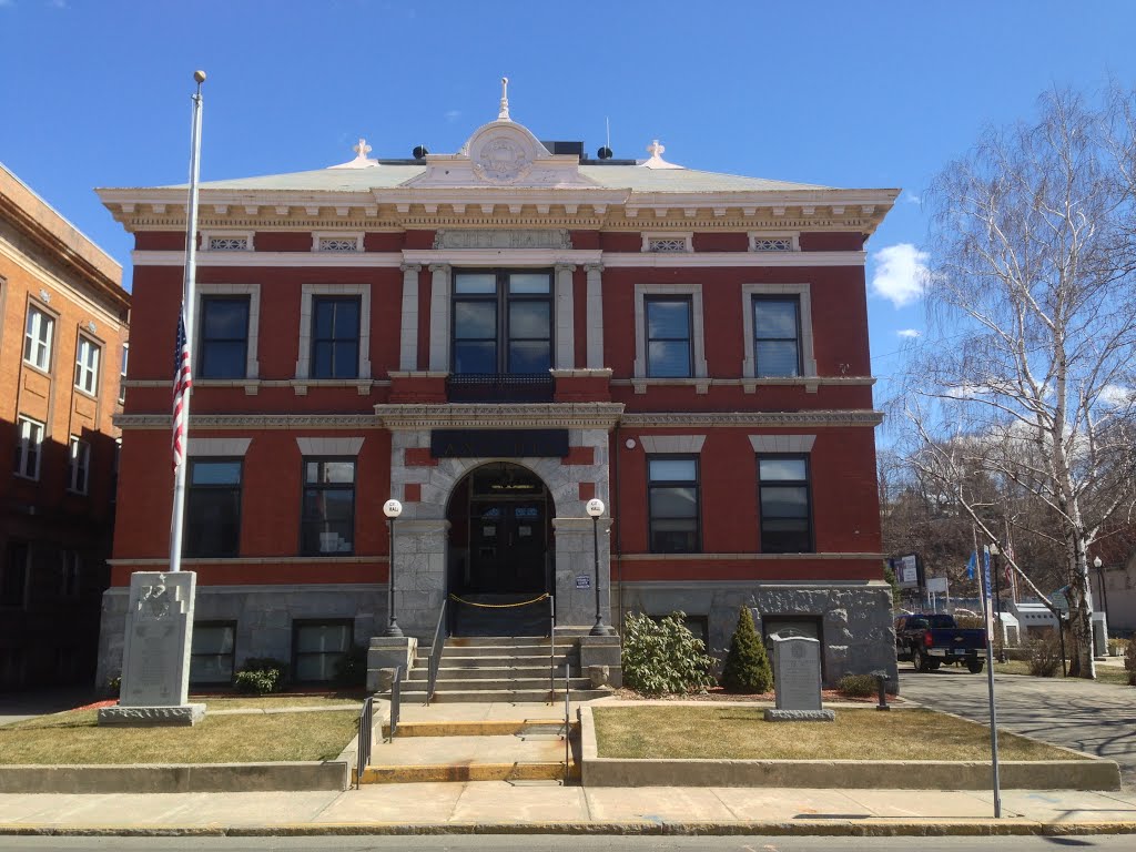 Ansonia City Hall by rogerking