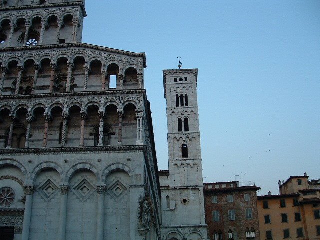 Lucca22, Italy by Gábor Székely