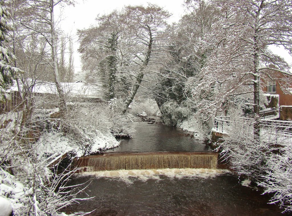 Weir on the River Loxley at Malin Bridge, Sheffield S6 by sixxsix