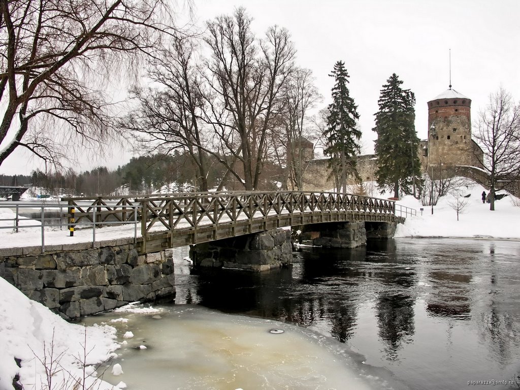 Finland Savonlinna Olavinlinna by paparazzistas