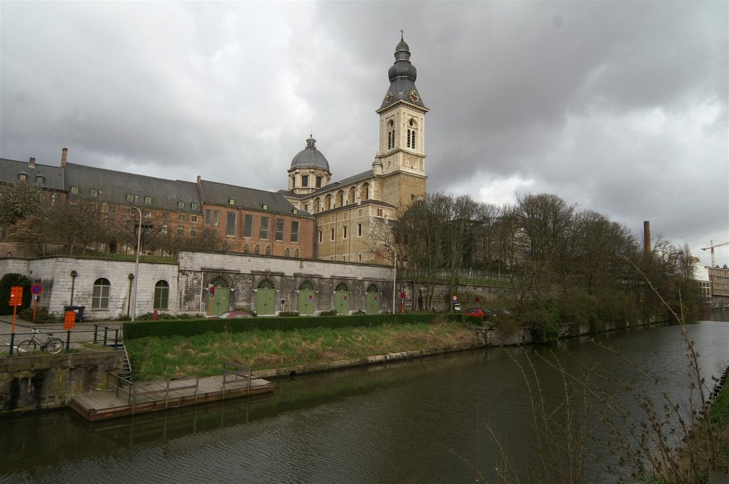 Gent, Our Lady of St Pieters, langs de Muikschelde by stevenvanValen+hannekeRolloos