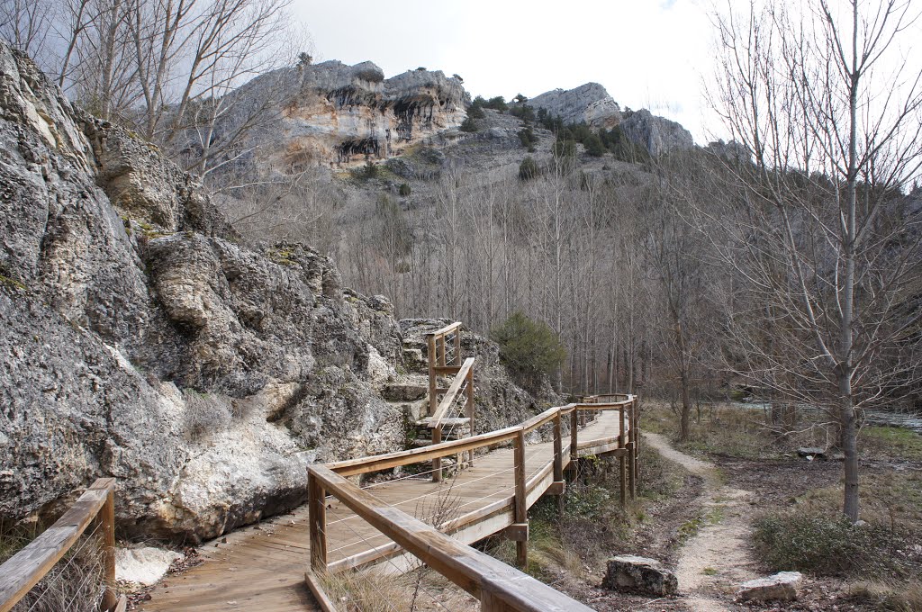 Camino a La Fuentona. by La Casa del Chiflón (Bulnes)