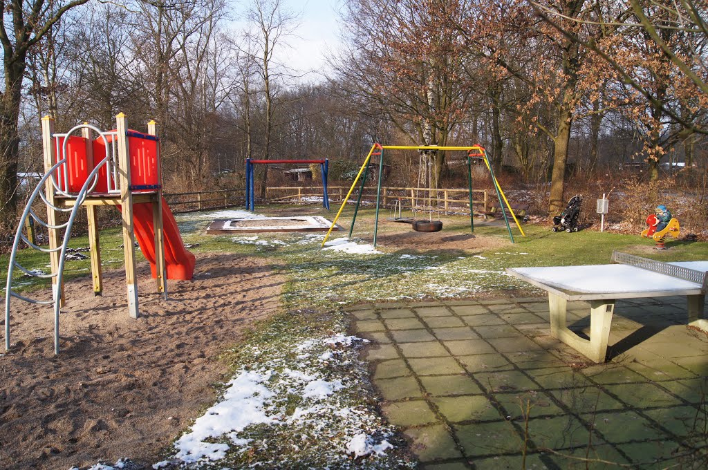 Spielplatz by Ben-HH