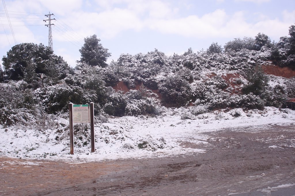 Les escletxes nevades el papiol by pepe veiga