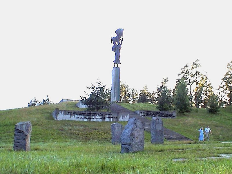 Partisan monument by Frans Eriksen