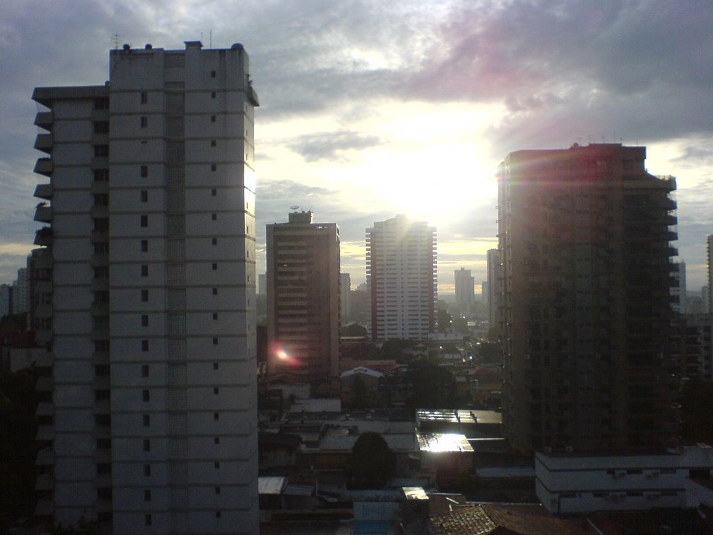 Vista do Hotel Soft Belém (Apt. 1117 - 11º Andar 06:47 am) by Márcio Jorge