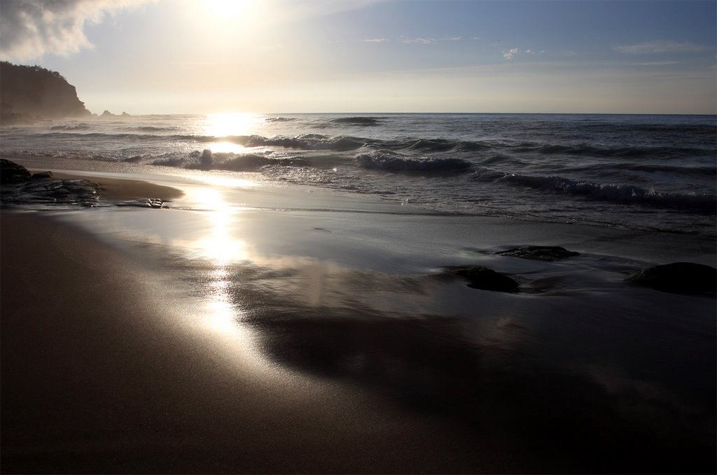 Stanwell Park NSW 2508, Australia by Andywizma