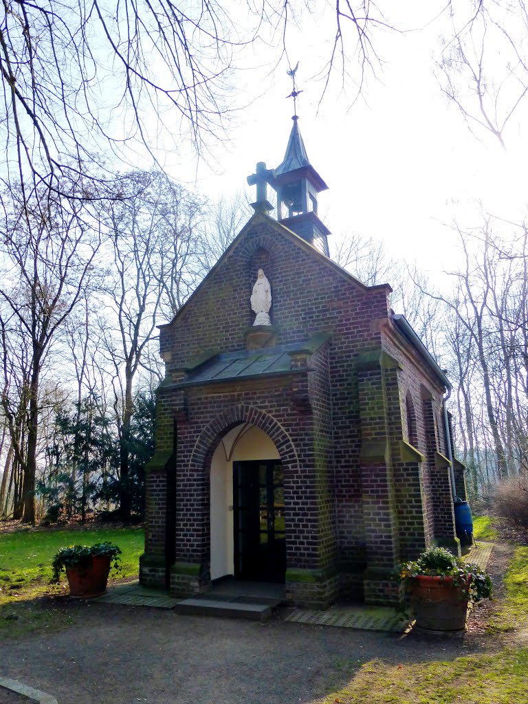 DE - Brühl - Birkhof-Kapelle by Carlo M. Dimhofen