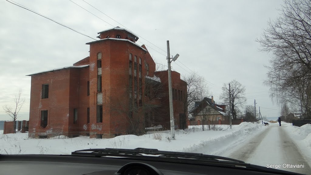 Aksin'ino, Moskovskaya oblast, Russie by Serge Ottaviani