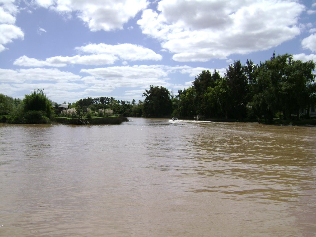 Rio Capitán y Arroyo Pacifíco by theorc