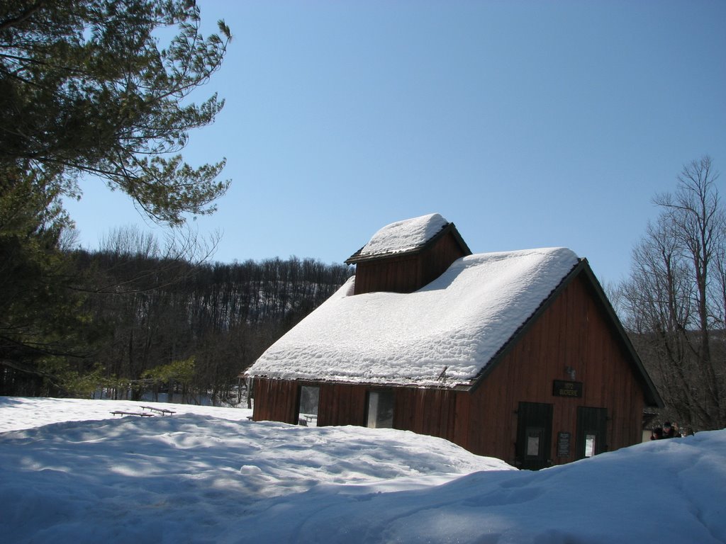 Cabane à sucre du parc de la Gatineau by Tonton Esteban