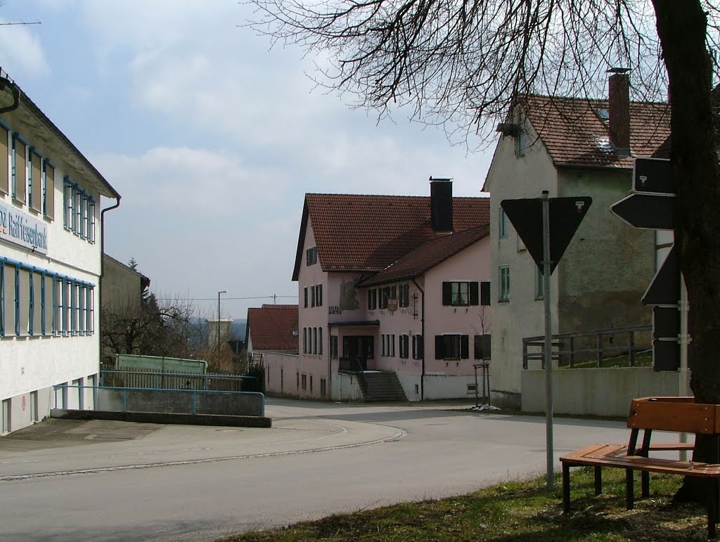 Babenhausener Straße by Richard Mayer