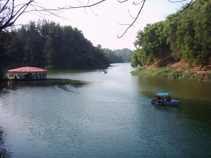 Beauty_of_Foy's_Lake(2005) by Md_Masood