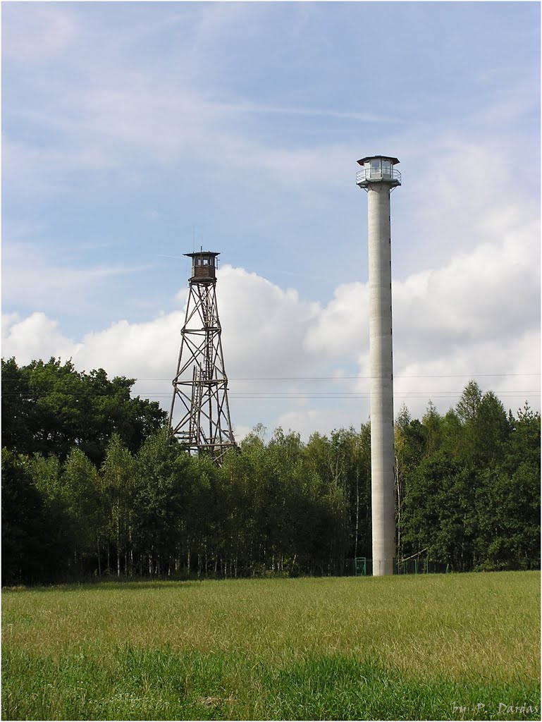 Ryczeń - Two towers of fire, wooden is dismantled. by P. Dardas