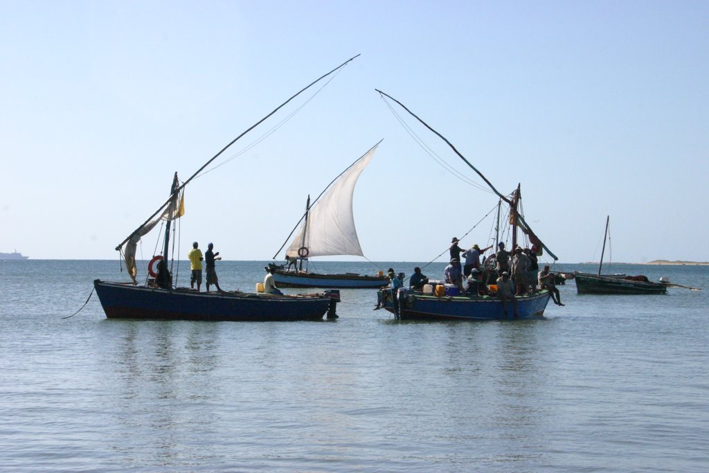 The boats on shore Inhaca by Ikkyo