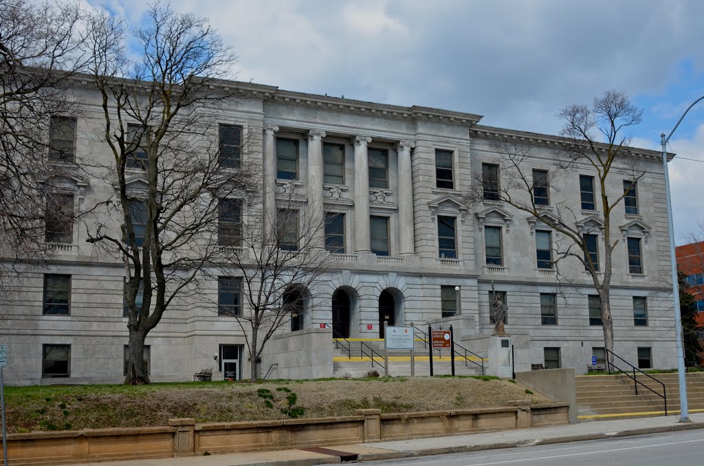 Old Greene County Courthouse, Springfield, MO by Buddy Rogers