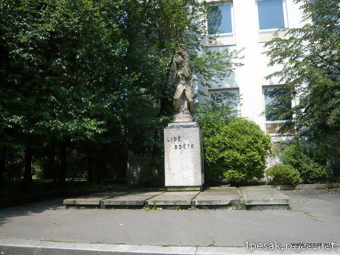 Střední Odborná Škola Umělecká A Gymnázium by Alexander Duricky