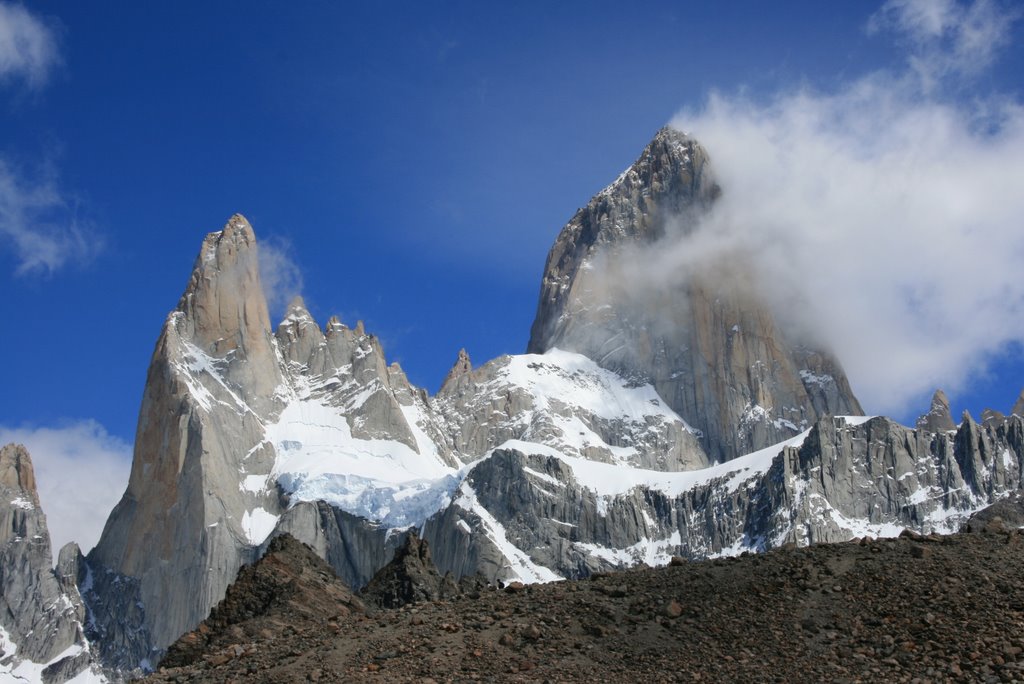 Fitz Roy - El Chalten - Patagonia - Argentina by Luca Sabini