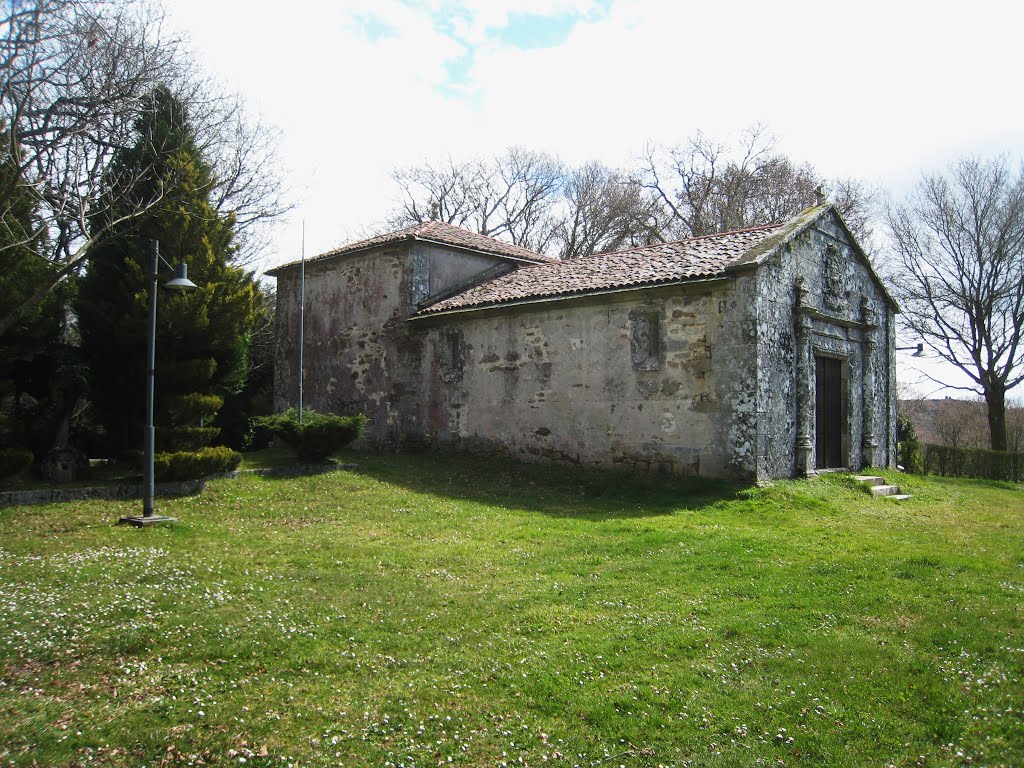 Vilar de Donas - Capela de San Antón by delfineiras