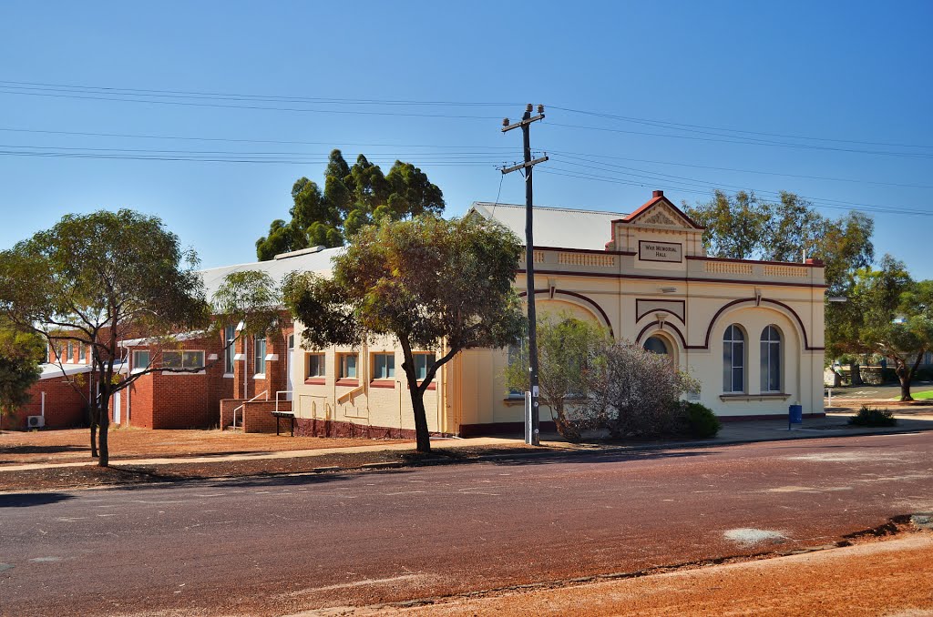 Goomalling War Memorial hall by GasGasL€X