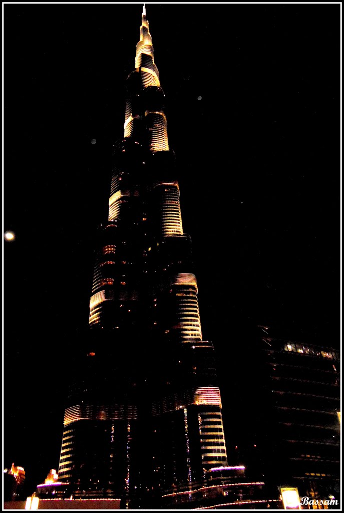 The BEAUTY of a GIANT! .. Burj Khalifa - Dubai ....{by Bassam} by ~Bassam