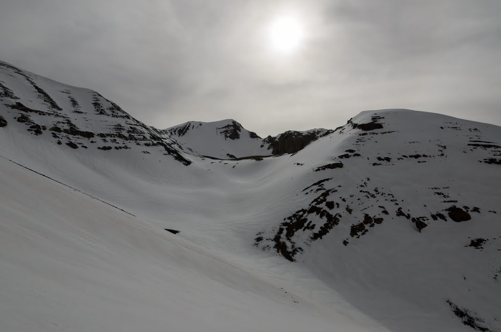 Descent from Jebel Ayachi by Alberto Pedrotti