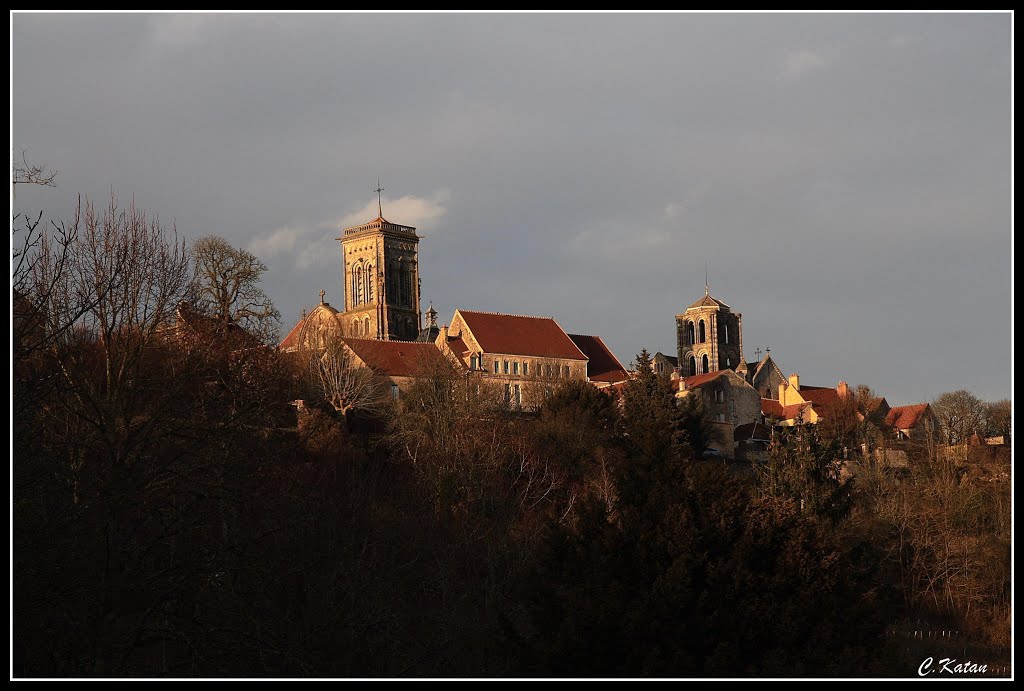 Vézelay - Yonne by Claudius Katan