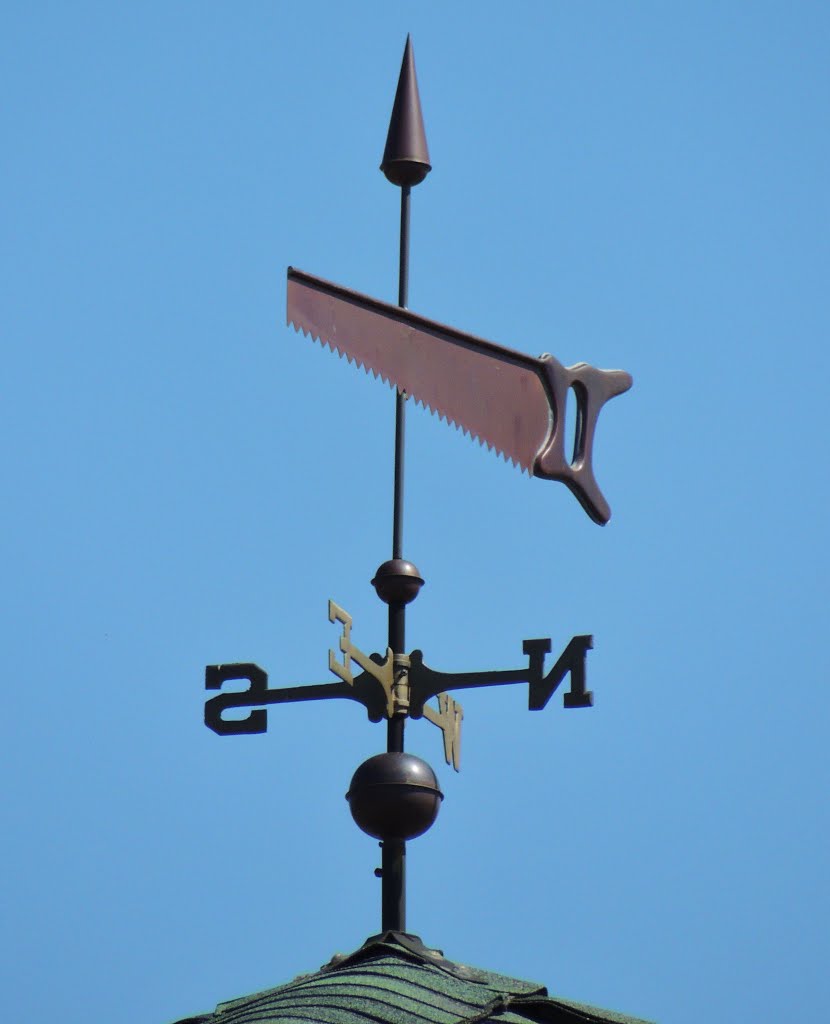 Handsaw weathervane by Taoab