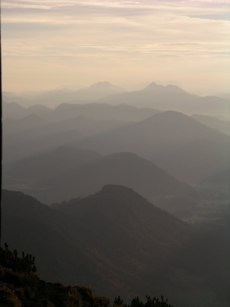 Blick vom Herzogstand nach Süden by Clemens Gilles