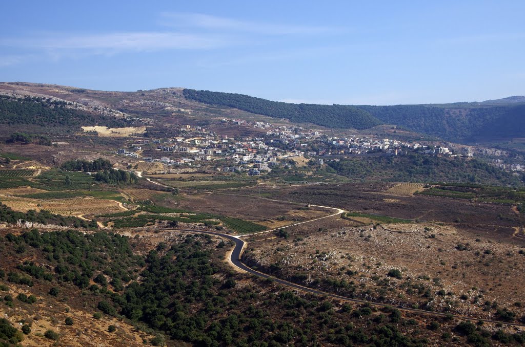 View to Ein-Kinya, Golan heights, Israel by Al-Xander