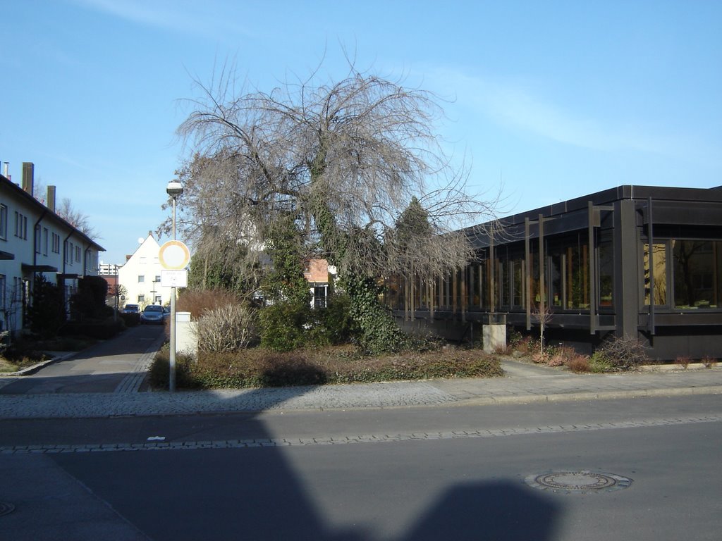 Hans-Birkmayr-Straße by Luitbald