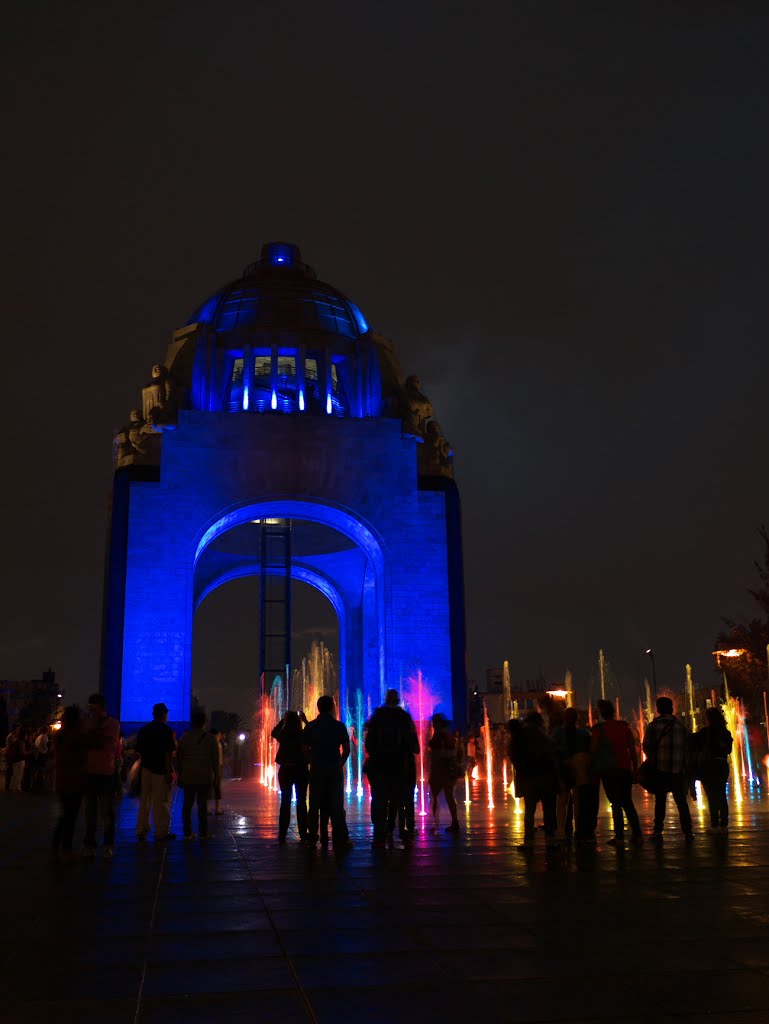 Monumento a la Revolución, México D.F by Antonio Cristerna