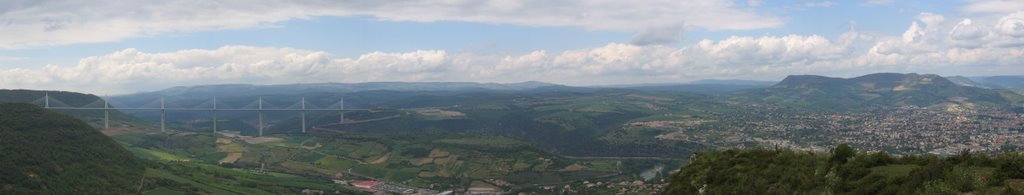 MILLAU'S BRIDGE by gilimarine