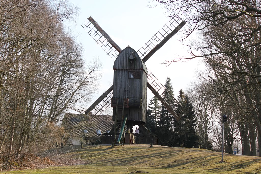 Bockwindmühle Speckenbütteler Park by echinos(erkan chatzinteli)