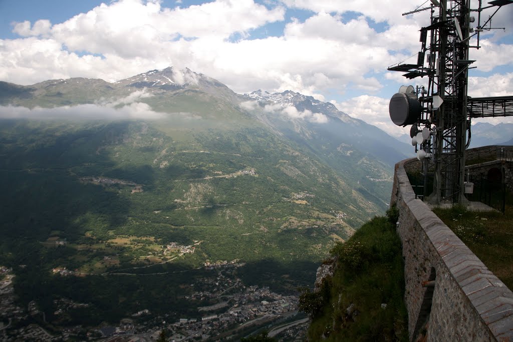 Fort du Télégraphe, Savoie, Rhône-Alpes, France by Hans Sterkendries