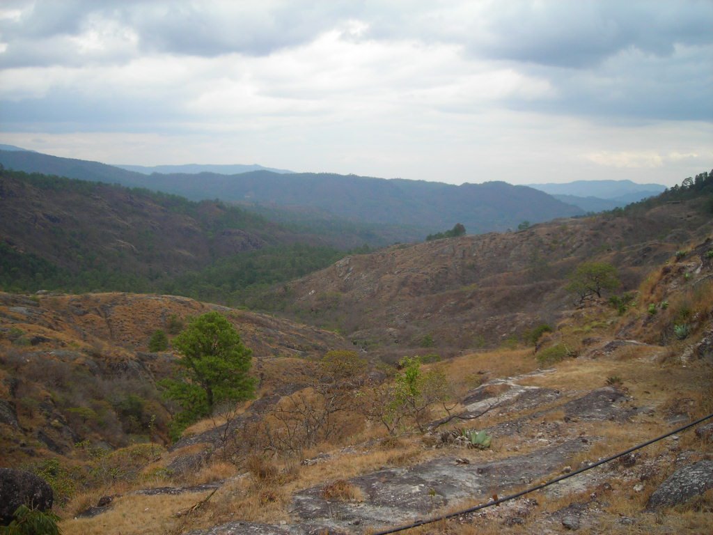 El bailadero del Diablo, Perkin,Morazán,El Salvador by Dr. Mejía Clavel