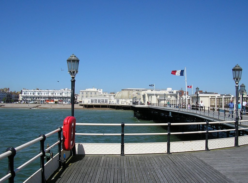 Worthing Pier by Eldon Sandys