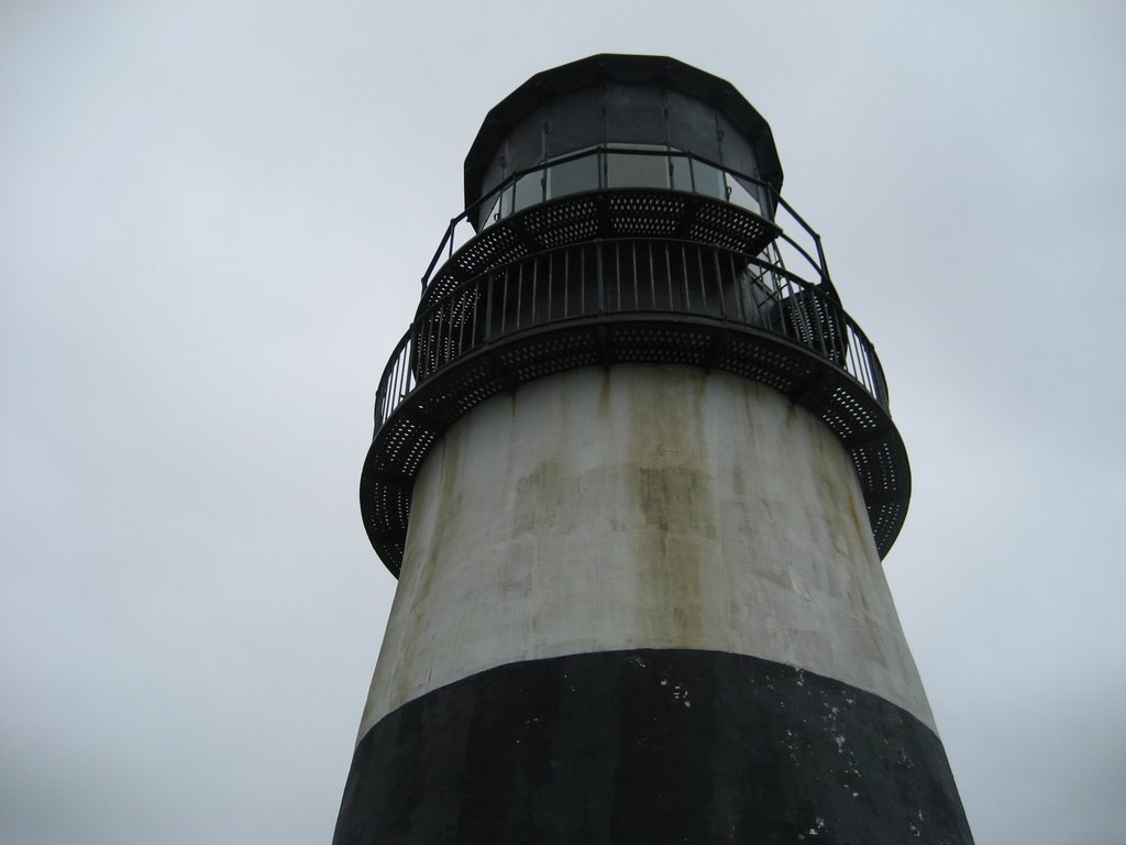 Cape Dissapointment Lighthouse by drew