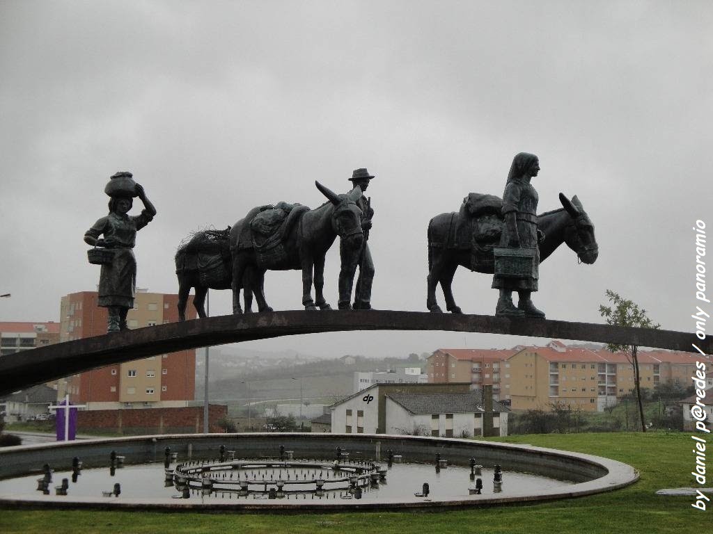 Rotunda dos Burros by © daniel p@redes