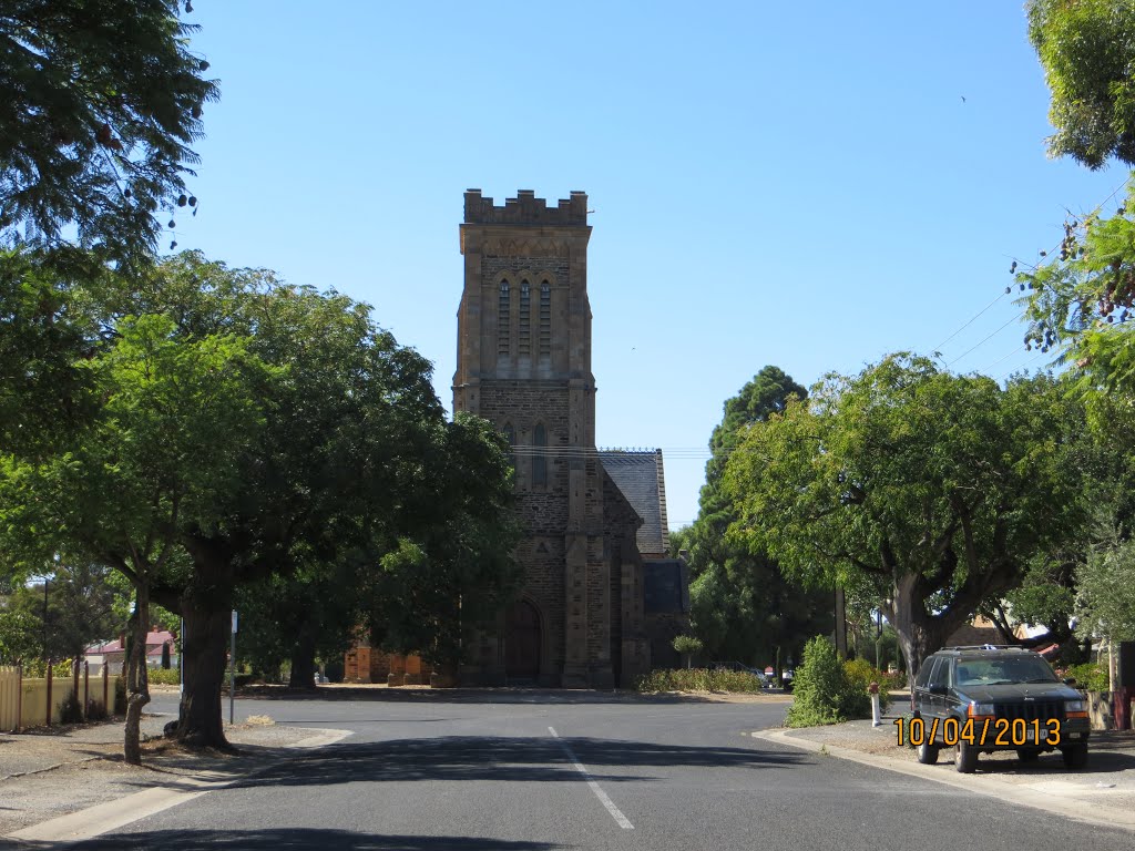 St George's Anglican Church Est around 1858, in Orleana Square, viewed from along Cowan Street in GAWLER in SA, on 10-04-2013 by Peter John Tate,