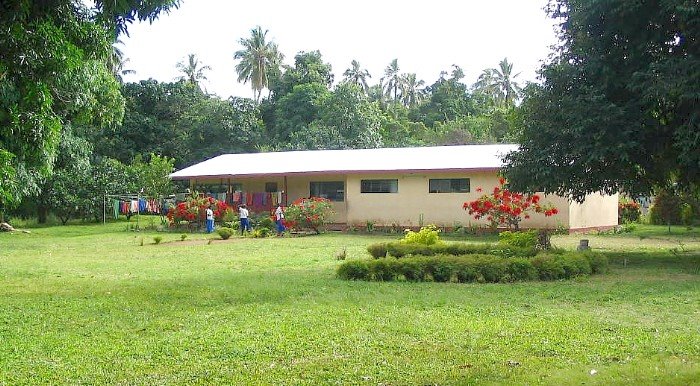 Dortoir des filles - 2009 by Fr Anicet Paulin, sc