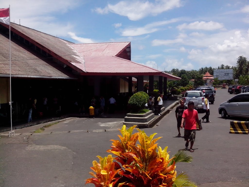 Ternate Airport by Richard Monny