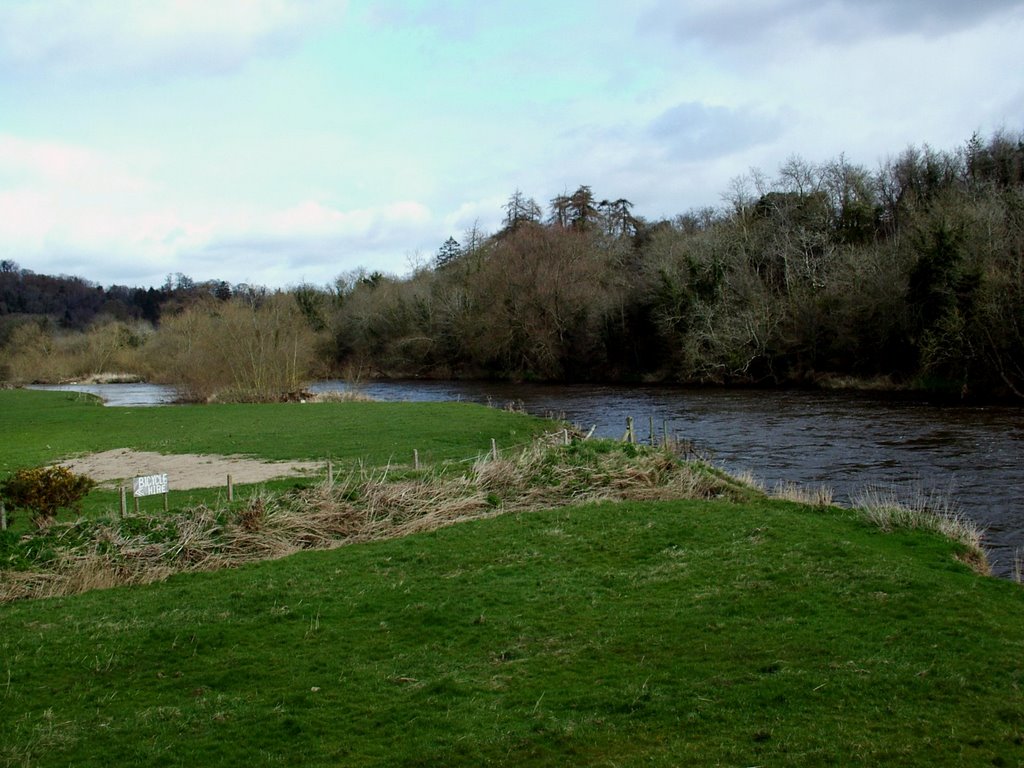 Newgrange (Ireland): Bóynne River and Valley-2 by kisstamas36