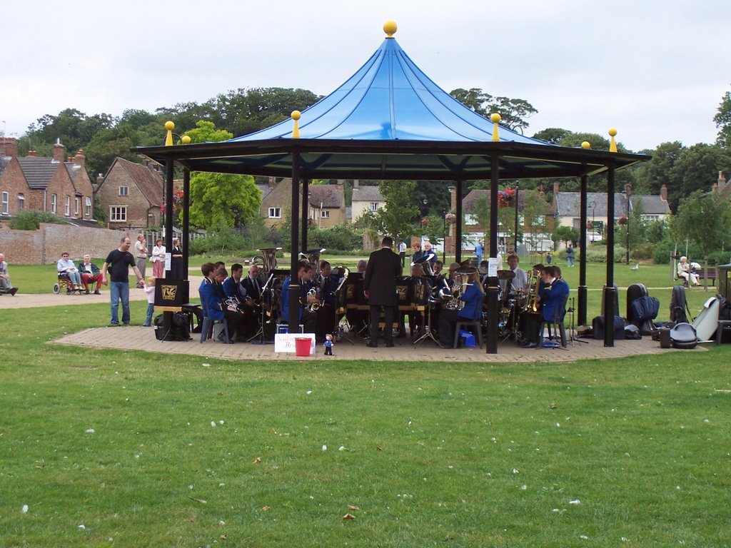 Band stand at Ely by jimbob580