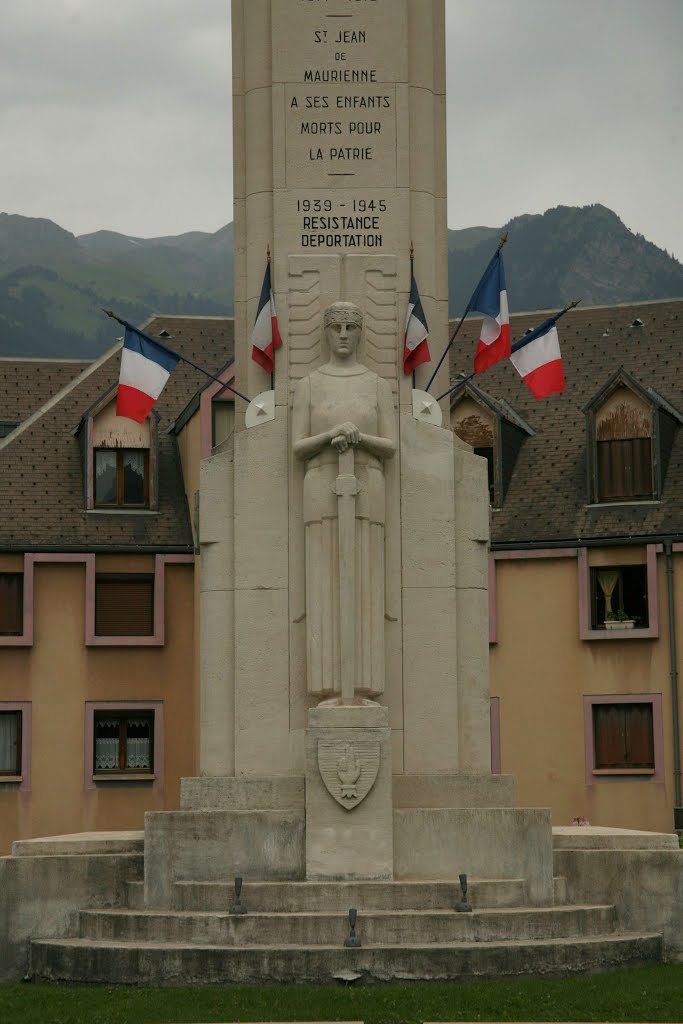 Saint-Jean-de-Maurienne, Savoie, Rhône-Alpes, France by Hans Sterkendries