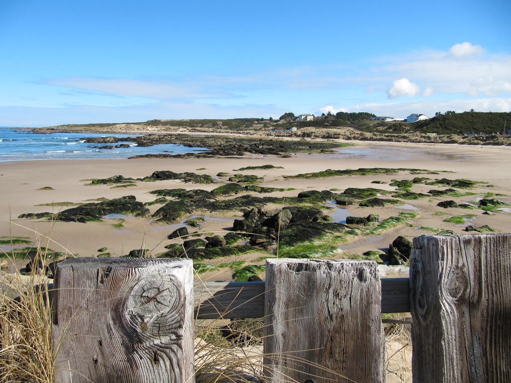 Hopeman beach, Moray by oldchippy