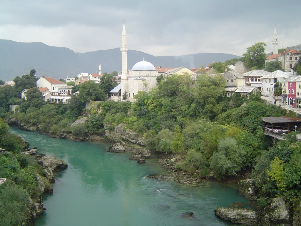 Blick auf die Stadt Mostar by N.Herzog