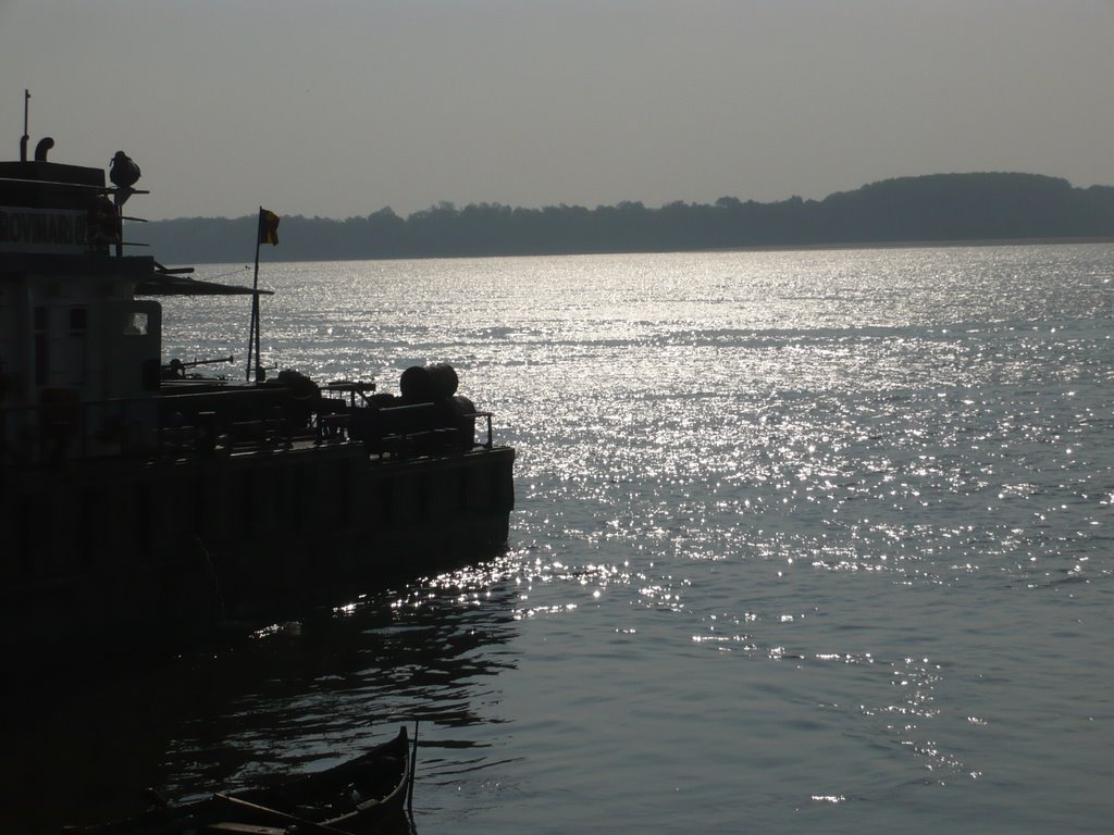 Chiciu. Ferry crossing to Romanian shore and Bulgarian border by ICI3